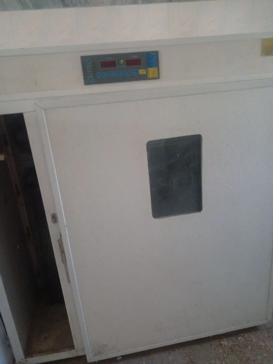 دستگاه جوجه کشی نوین صنعت|لوازم جانبی حیوانات|اصلاندوز, |دیوار