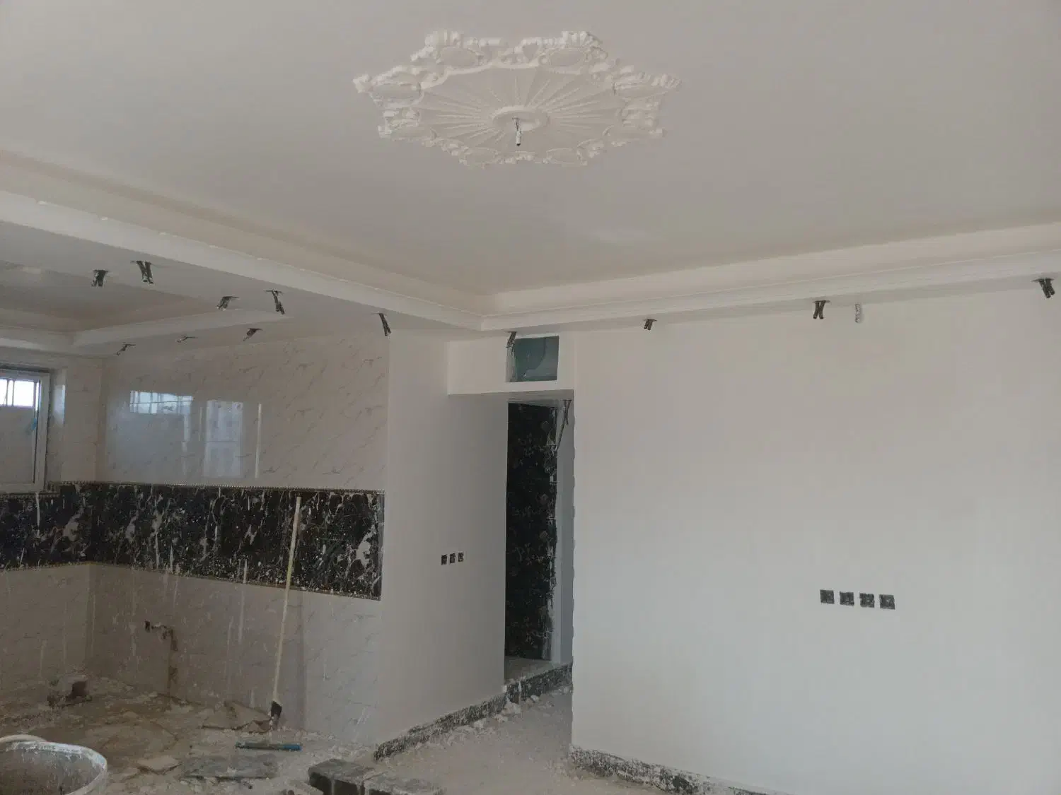 گچ کاری لکه گیری نورمخفی|خدمات پیشه و مهارت|یاسوج, |دیوار