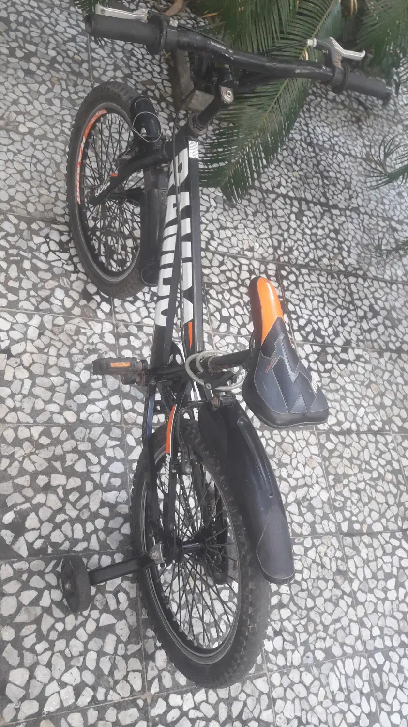 دوچرخه ۲۰ همراه جک وکمکی|دوچرخه، اسکیت، اسکوتر|رشت, پیرسرا|دیوار