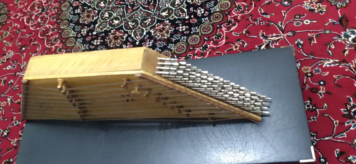 سنتور|سازهای سنتی|شهریار, رضی آباد بالا|دیوار