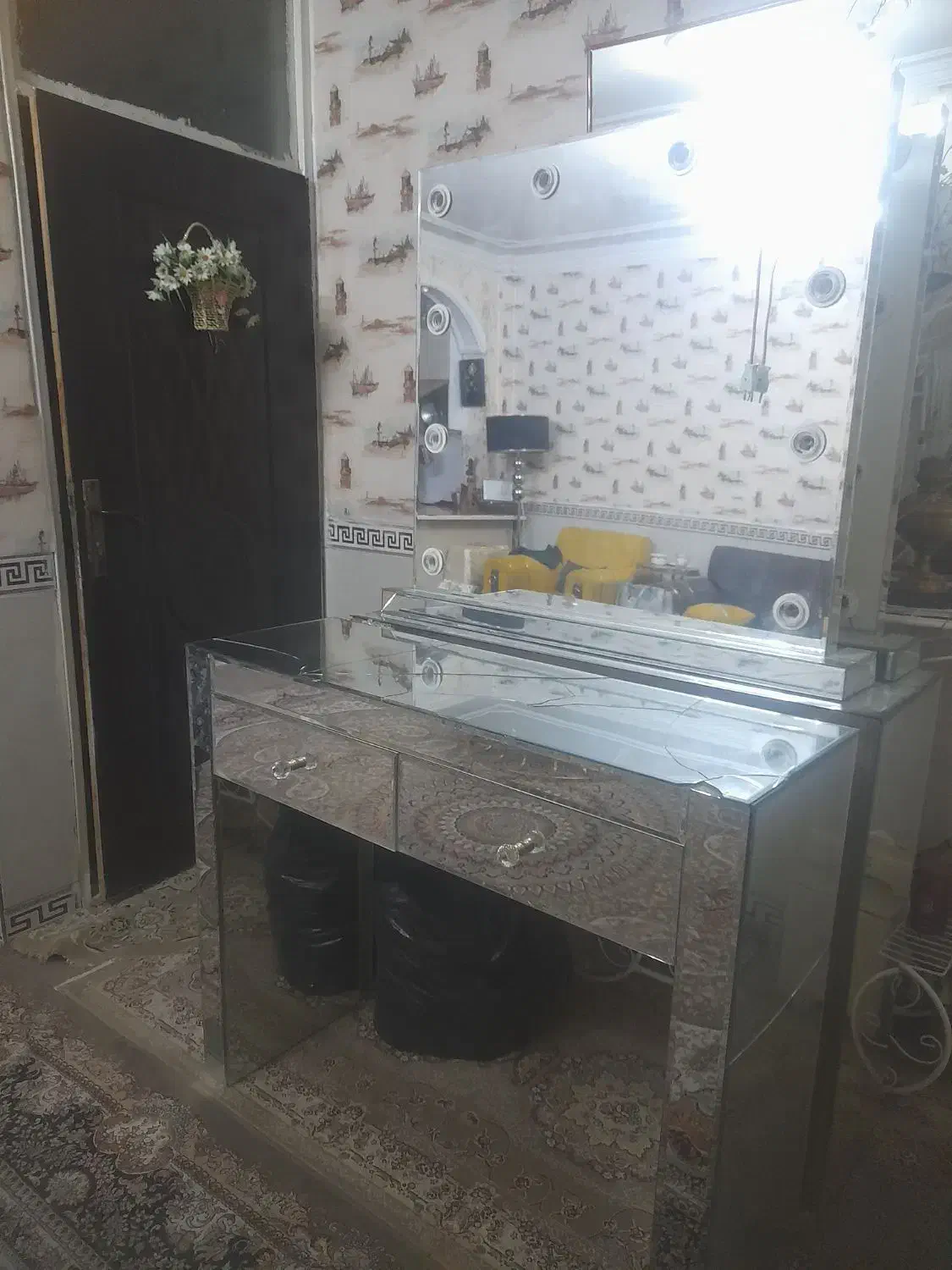 میز ارایشی|آرایشگاه و سالن‌های زیبایی|پاکدشت, پاکدشت (مامازند)|دیوار