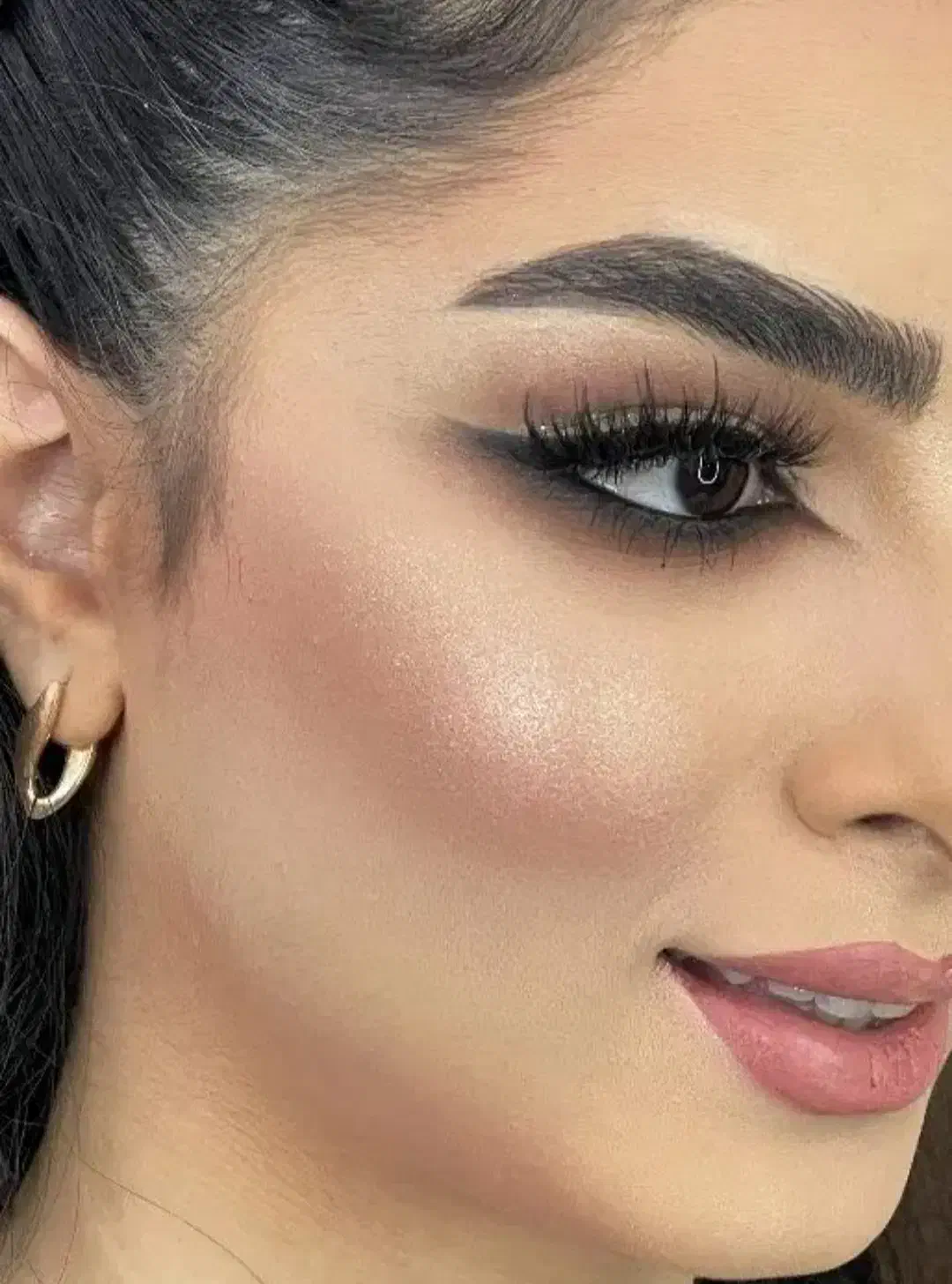 خدمات تخصصی عروس و همراهی تا ضمین 24ساعته بودن|خدمات آرایشگری و زیبایی|زابل, |دیوار