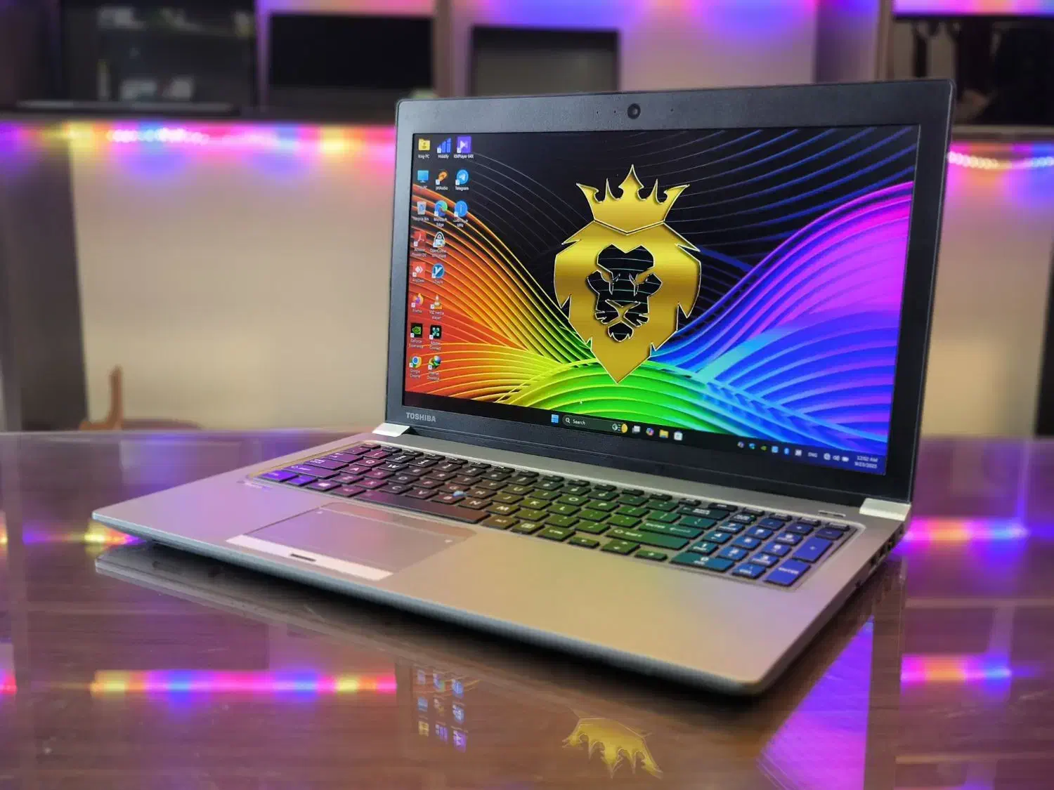 i7 گرافیک دار زیبا، باریک و سبک مخصوص افراد خاص|رایانه همراه|تهران, میدان ولیعصر|دیوار