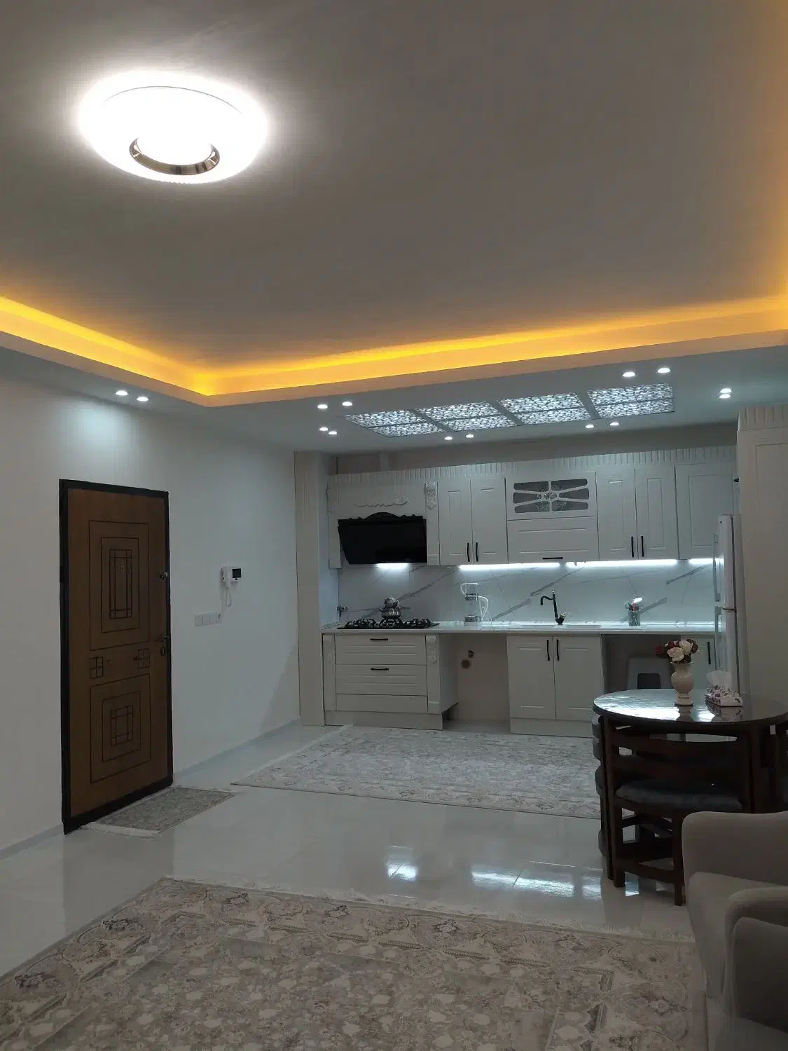 ۸۴متری سندی وام دار/پاستوریزه/کوچه دافساری|فروش آپارتمان|رشت, پاستوریزه|دیوار