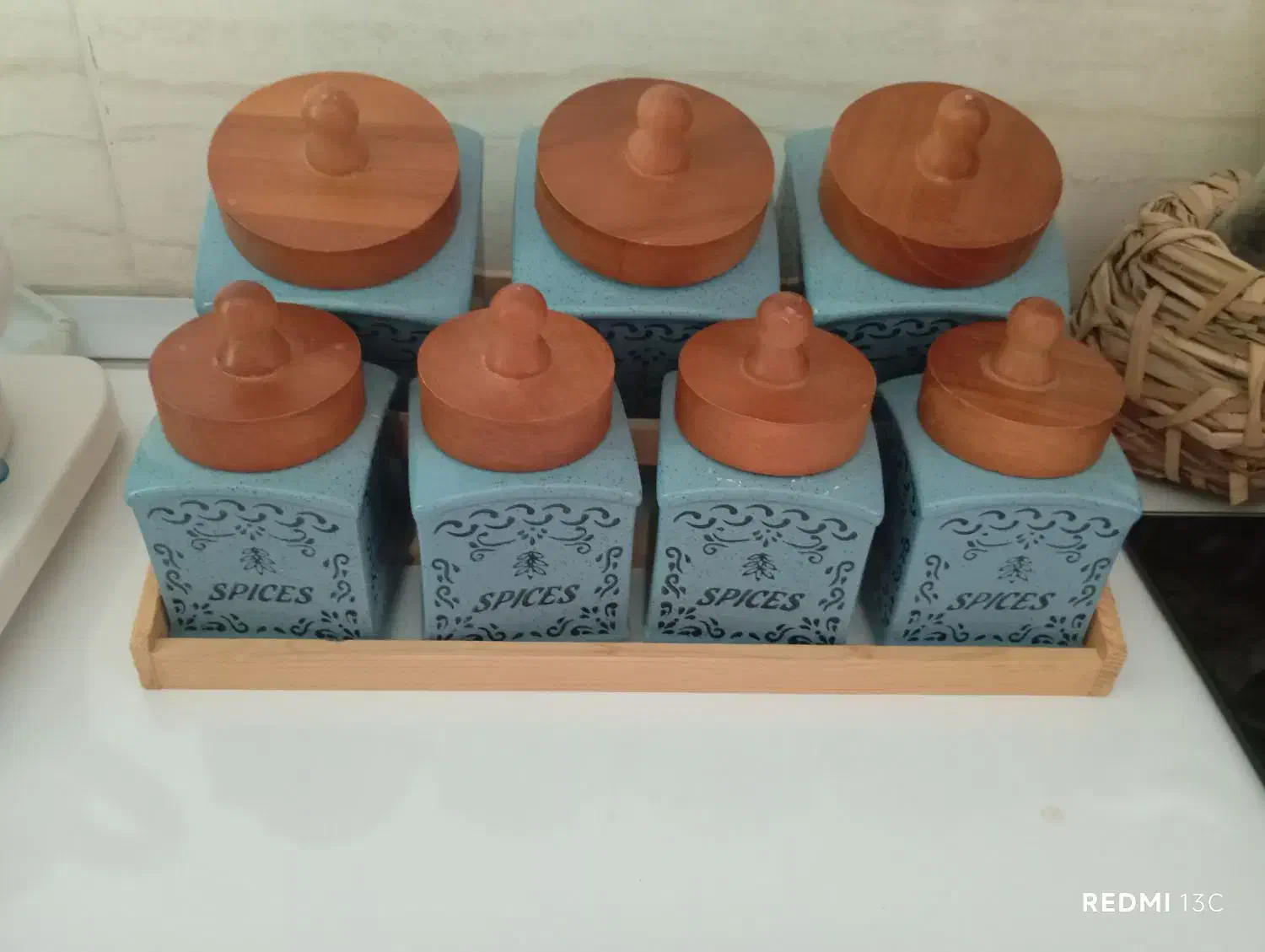 میز تلفن در حد نو و جا ادویه ای نو|میز تلفن|شیراز, گویم|دیوار