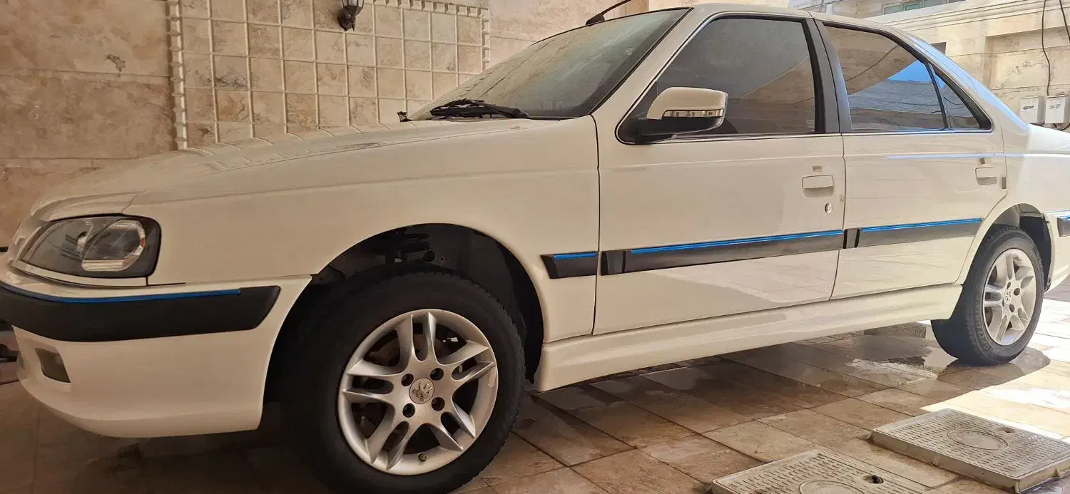 ماشین ۴۰۲|خودرو سواری و وانت|چابهار, |دیوار