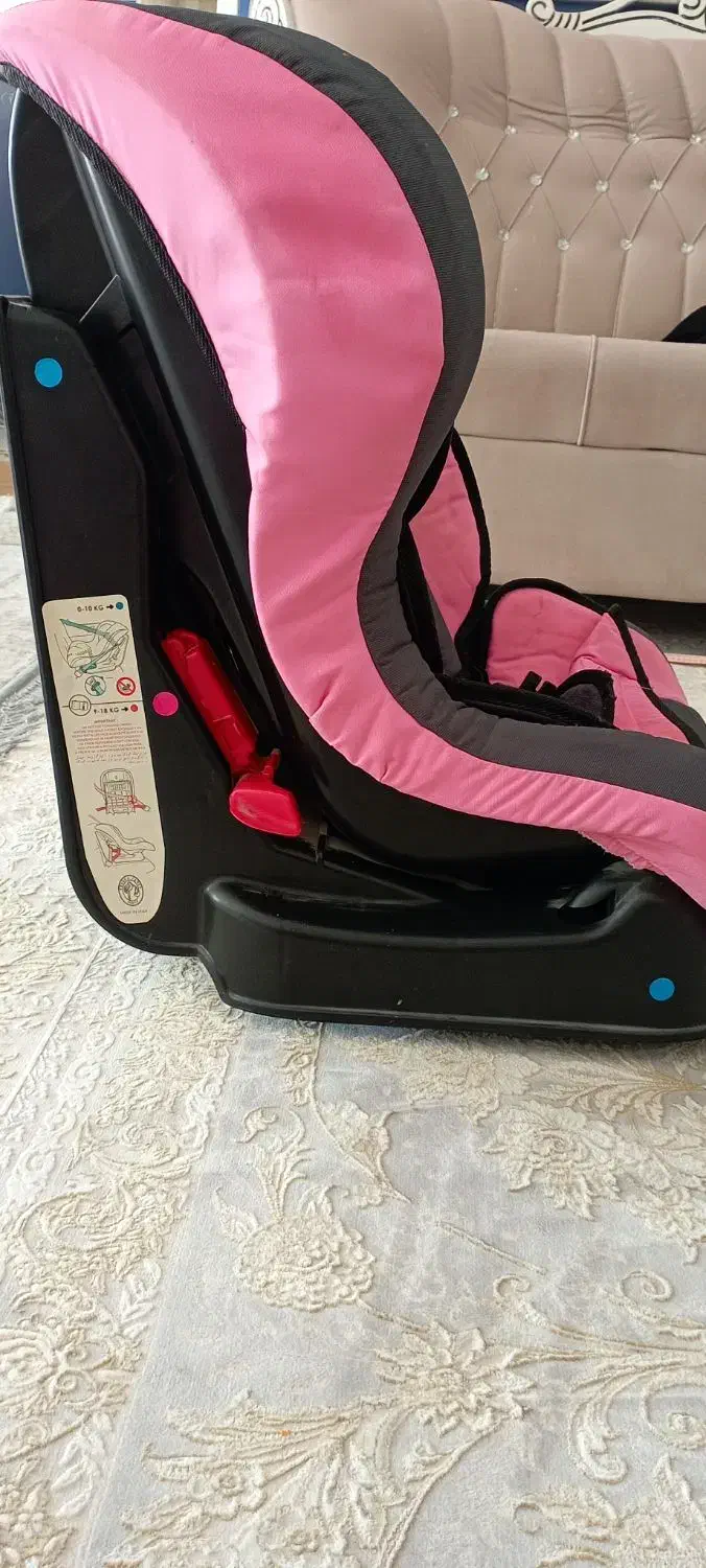 صندلی ماشین|تخت و صندلی بچه|سیرجان, |دیوار