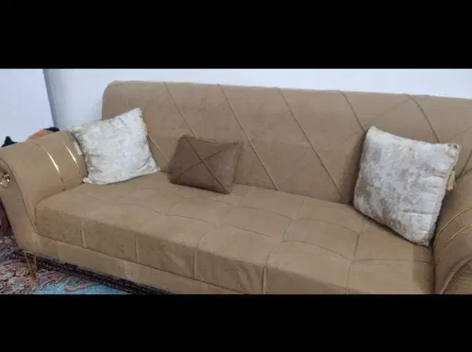 مبل ۷ نفره در حد نو همراه عسلی|مبلمان خانگی و میز عسلی|پیشوا, |دیوار