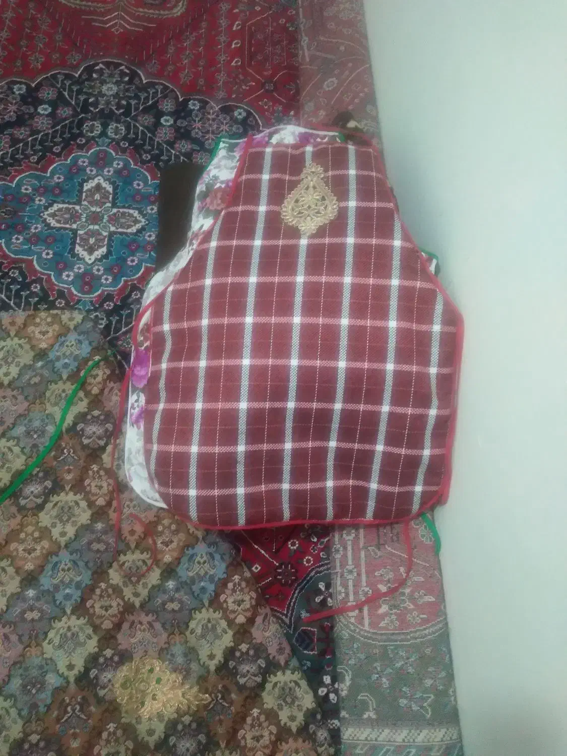 فوری وسایل اشپزخانه|سفره، حوله، دستمال آشپزخانه|کوهدشت, |دیوار