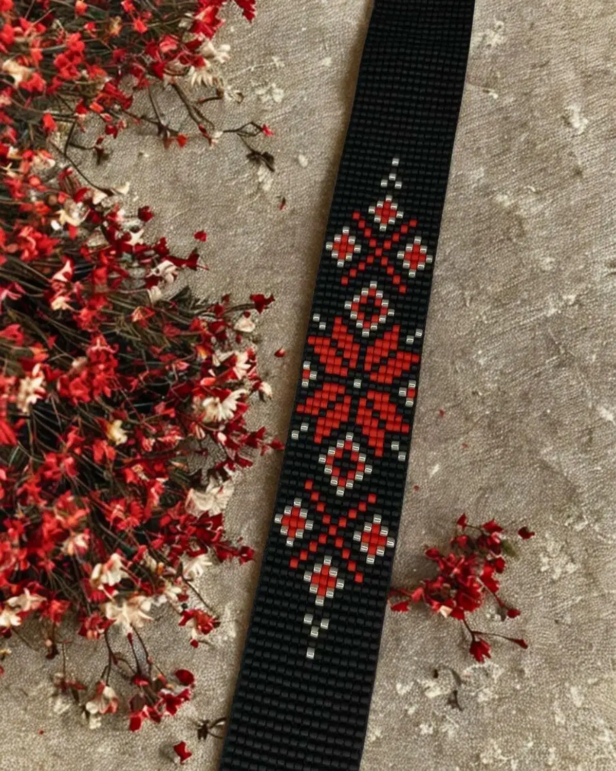 دستبند منجوق باقی|بدلیجات|دامغان, |دیوار