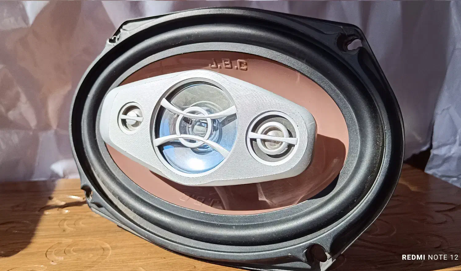 باند jbc|صوتی و تصویری|لنجان, |دیوار