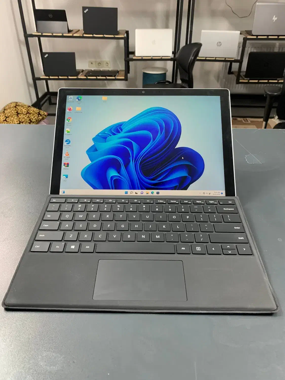 سرفیس پرو 7 نسل 10 شیک و جذاب|رایانه همراه|قم, دورشهر|دیوار