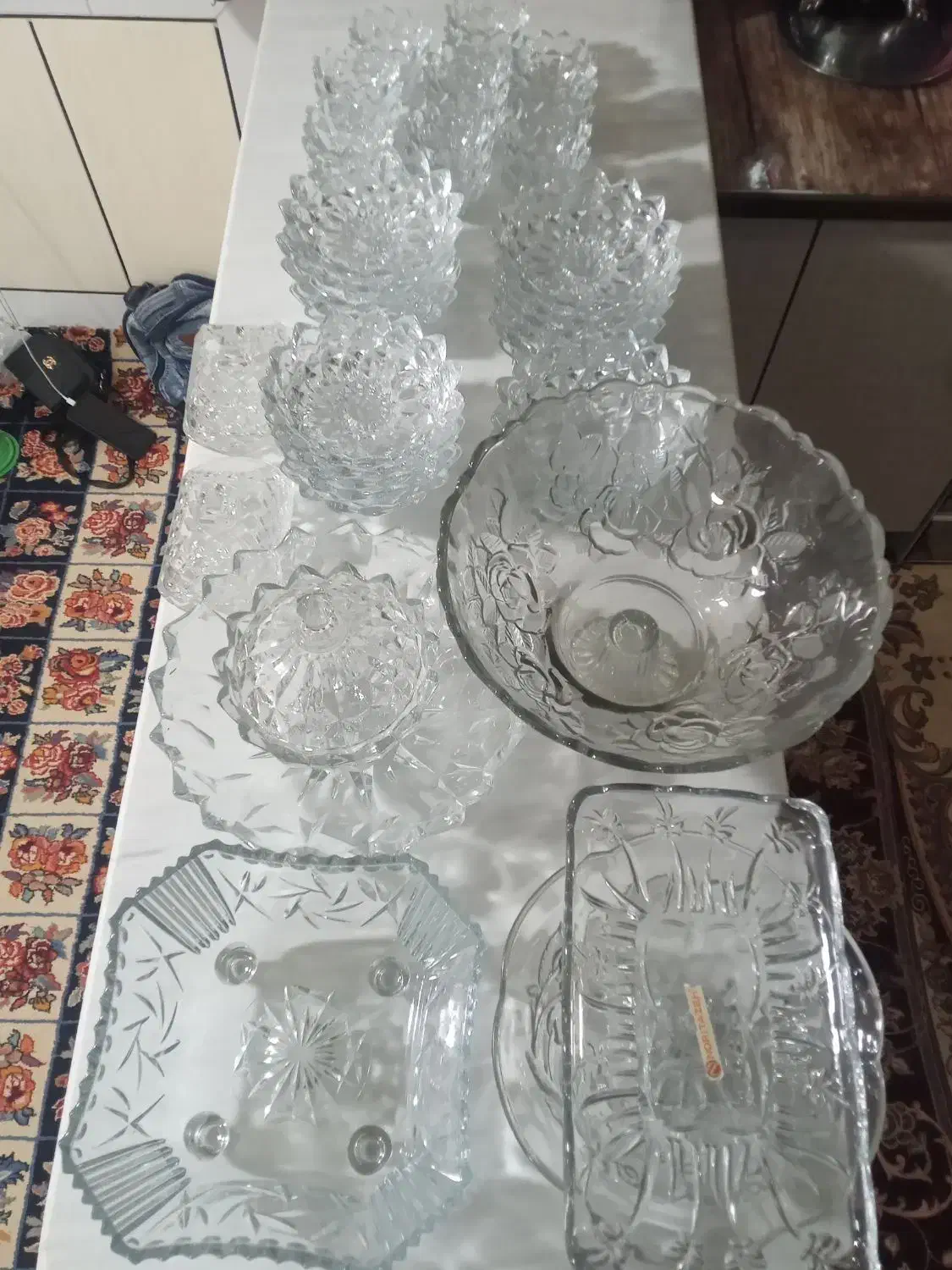 ظروف پذیرای چینی وبلور|ظروف سرو و پذیرایی|ازنا, |دیوار