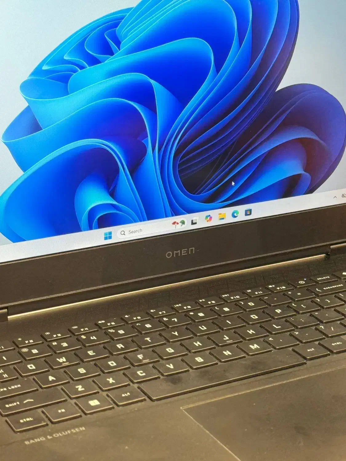 لپتاپ گیمینگ با 8 گیگ گرافیک 4060 Hp Omen|رایانه همراه|تهران, فلسطین (میدان انقلاب)|دیوار