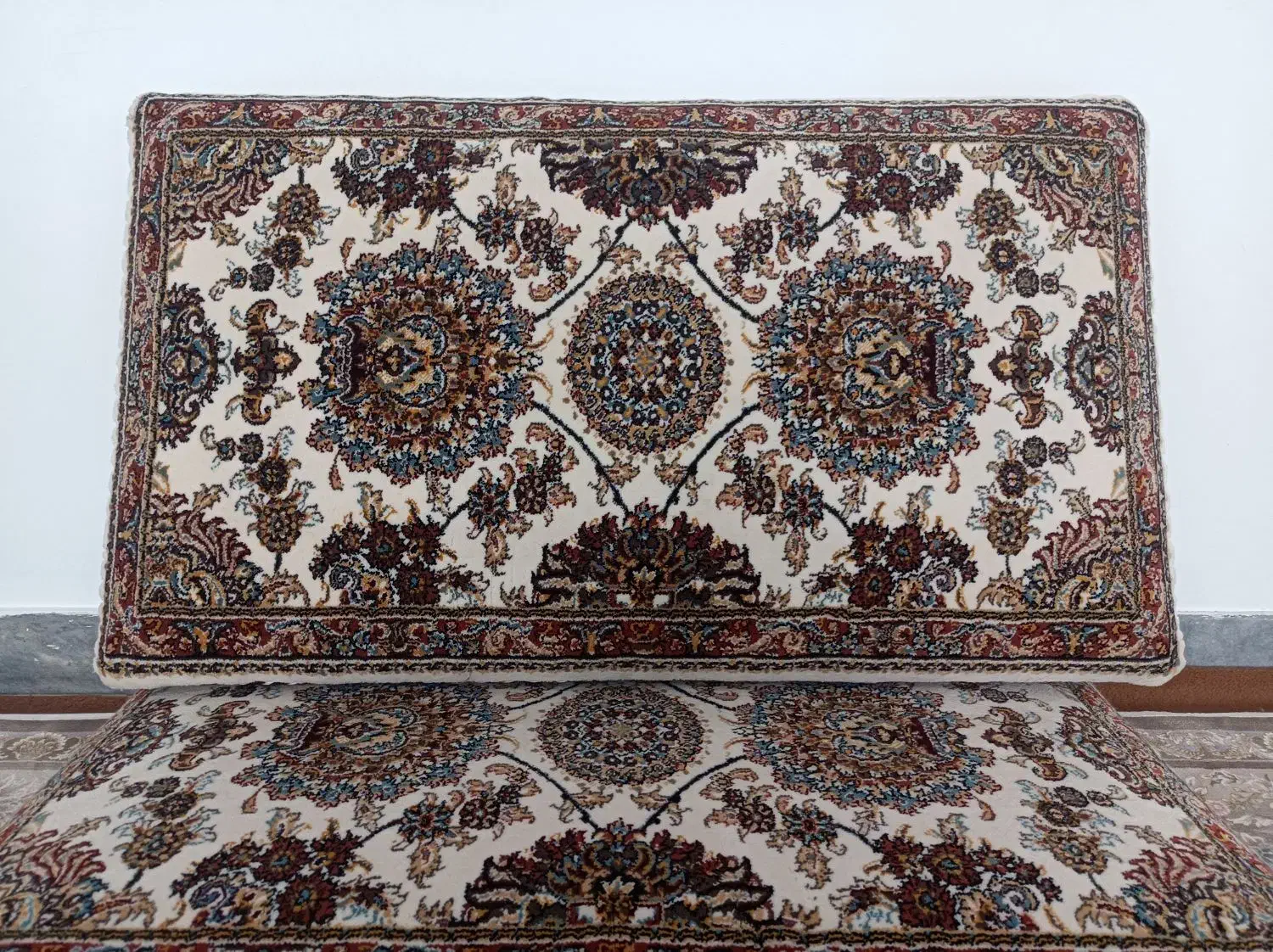 6عدد پشتی|پشتی|مریوان, |دیوار