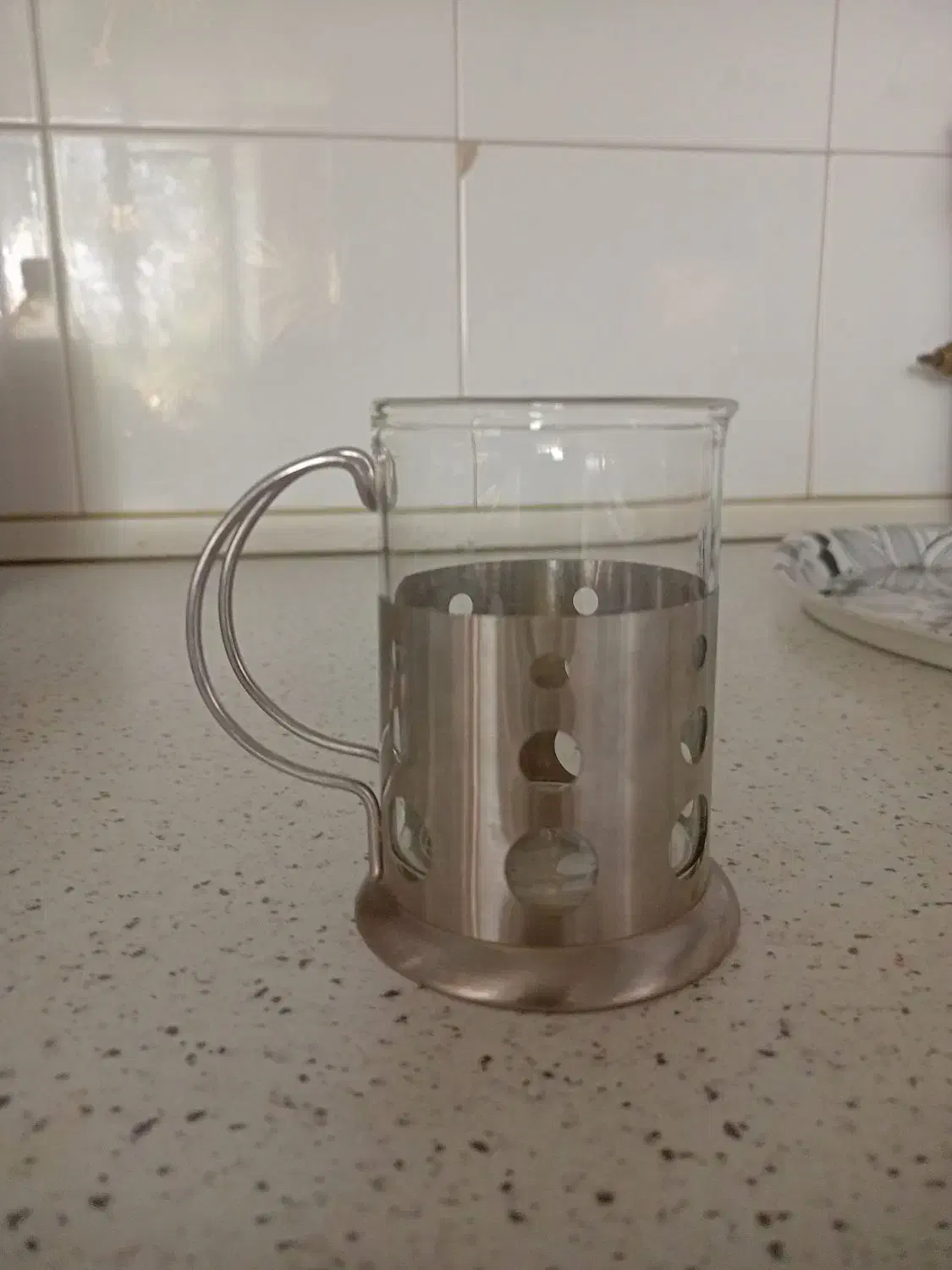 استکان بزرگ|ظروف سرو و پذیرایی|قروه, |دیوار