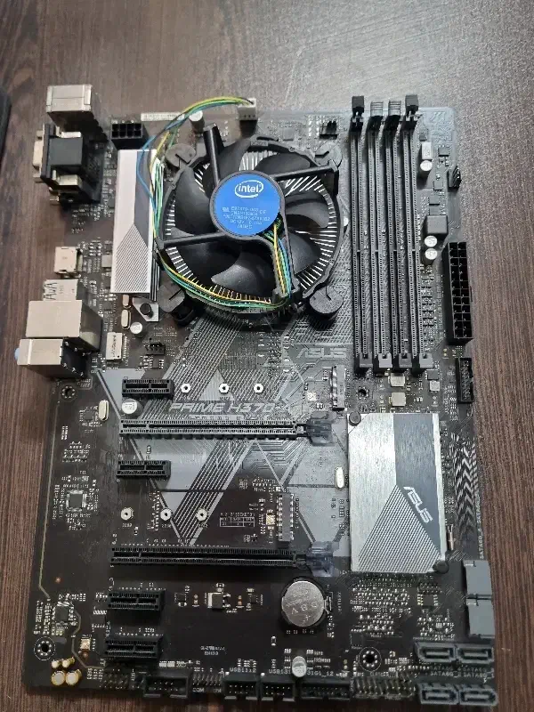 مادربرد H370-A|قطعات و لوازم جانبی رایانه|اصفهان, شیخ طوسی|دیوار