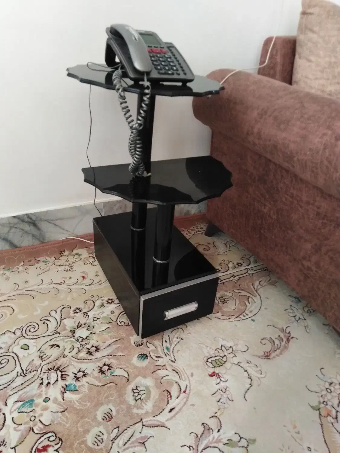 میز تلفن|میز تلفن|قوچان, |دیوار