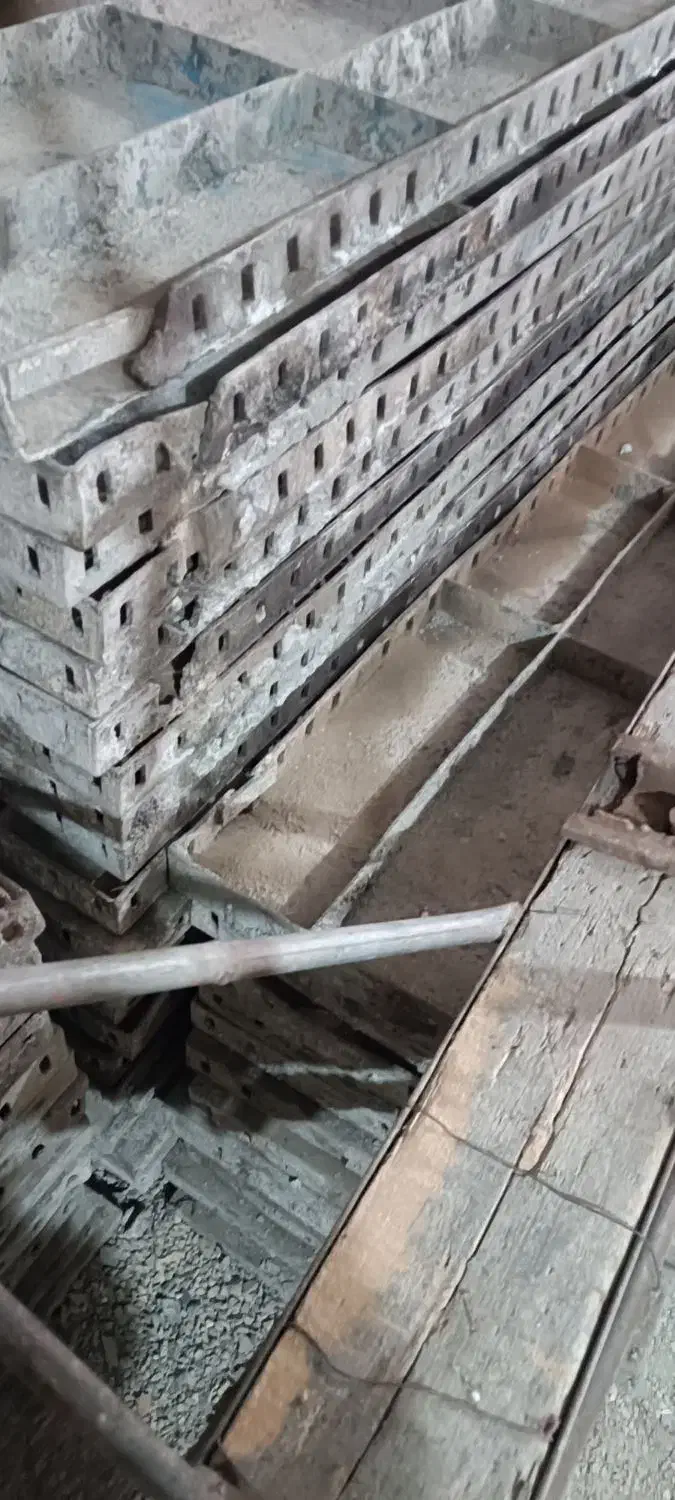 قالب فلزی|ابزارآلات|دهگلان, |دیوار