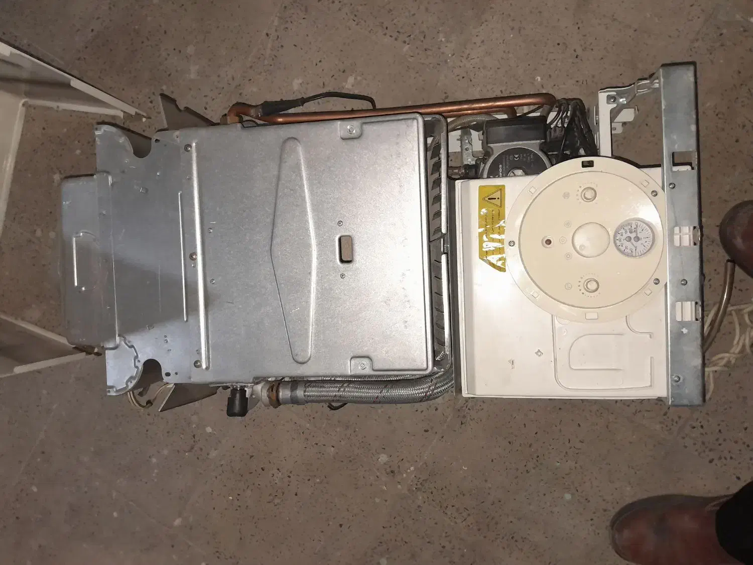 پکیج کالدا ونزیا سالم|آبگرمکن، پکیج، شوفاژ|تهران, اتابک|دیوار