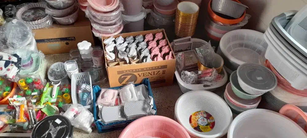 فروش عمده پلاستیک|ظروف نگهدارنده، پلاستیکی، یک‌بارمصرف|سرپل ذهاب, |دیوار