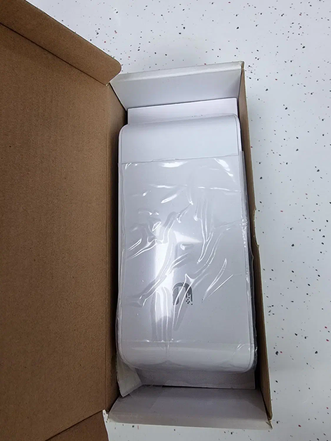 گیرنده رادیویی اینترنت وایرلس (نانو استیشن M5)|مودم و تجهیزات شبکه|شیراز, شهرک بهشتی|دیوار