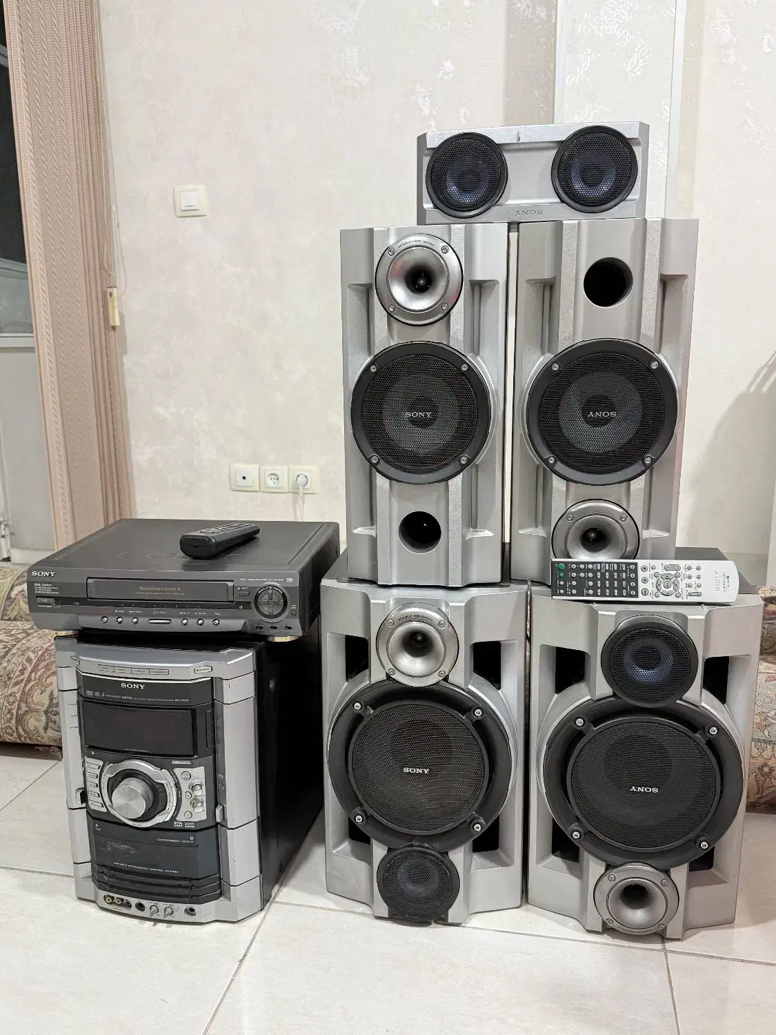 سی دی و دی وی دی پلیر ۵۰۰۰ وات سونی اصل|سیستم صوتی خانگی|برازجان, |دیوار