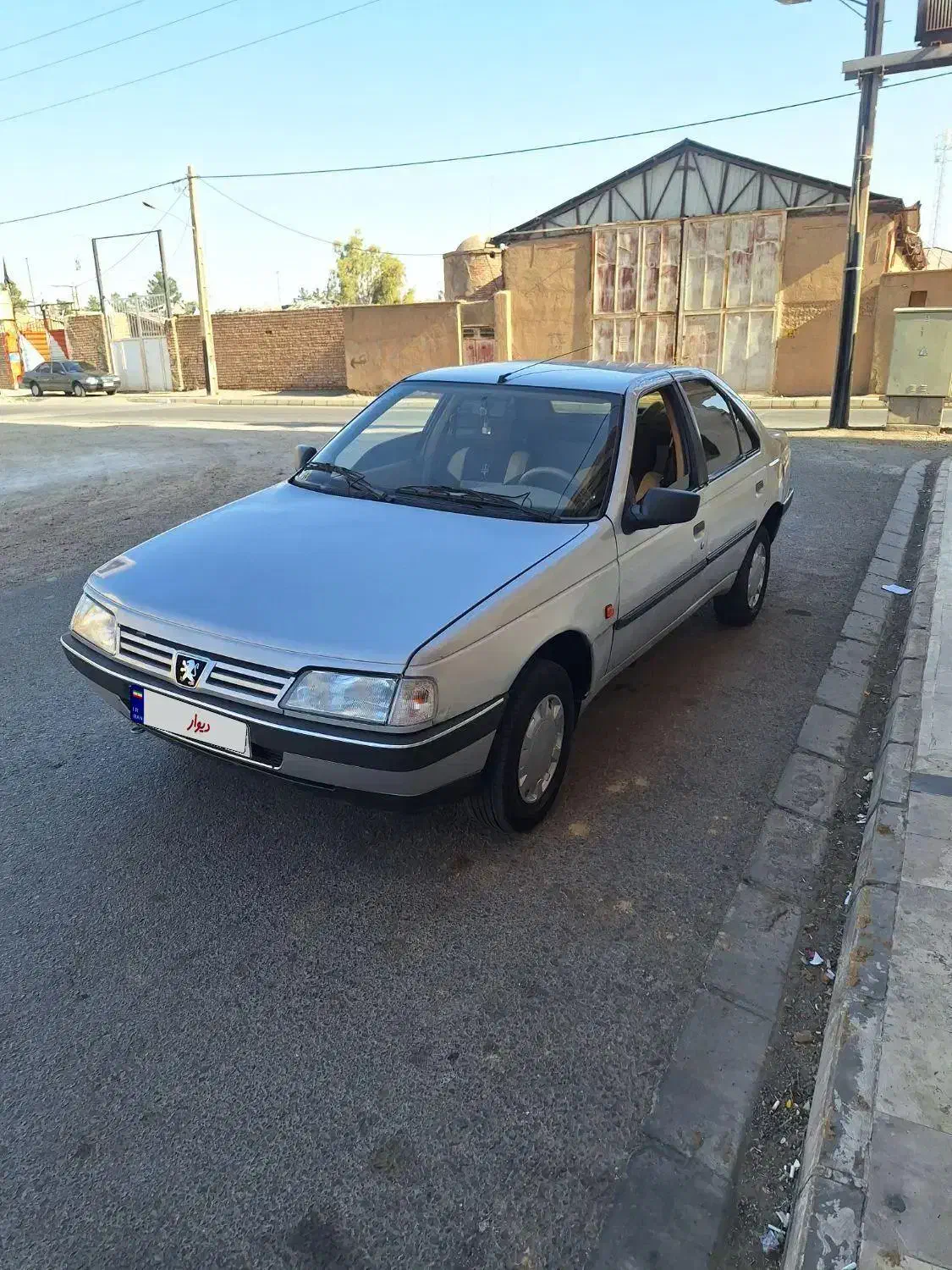 پژو ۴۰۵ ۸۸دوگانه .|خودرو سواری و وانت|قم, باغ شریفی|دیوار