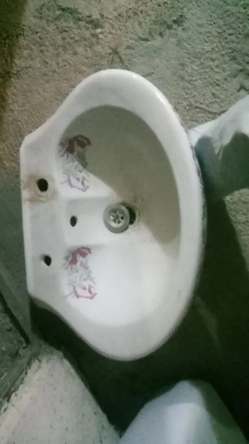 سلام روشویی درحد نوقیمت ۲۵۰هزار|لوازم سرویس بهداشتی|ماهیدشت, |دیوار