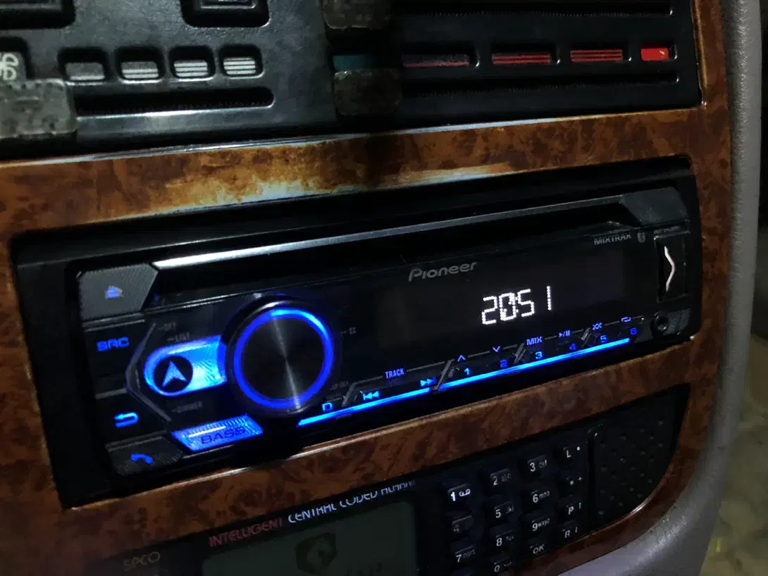 ضبط و باند حرفه ای پایونیر و باکس ساب|قطعات یدکی و لوازم جانبی|رشت, پل تالشان|دیوار