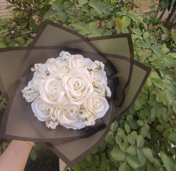 باکس گل و دسته گل آماده ی فروش|گل مصنوعی|شیراز, شهرک سراج‎|دیوار