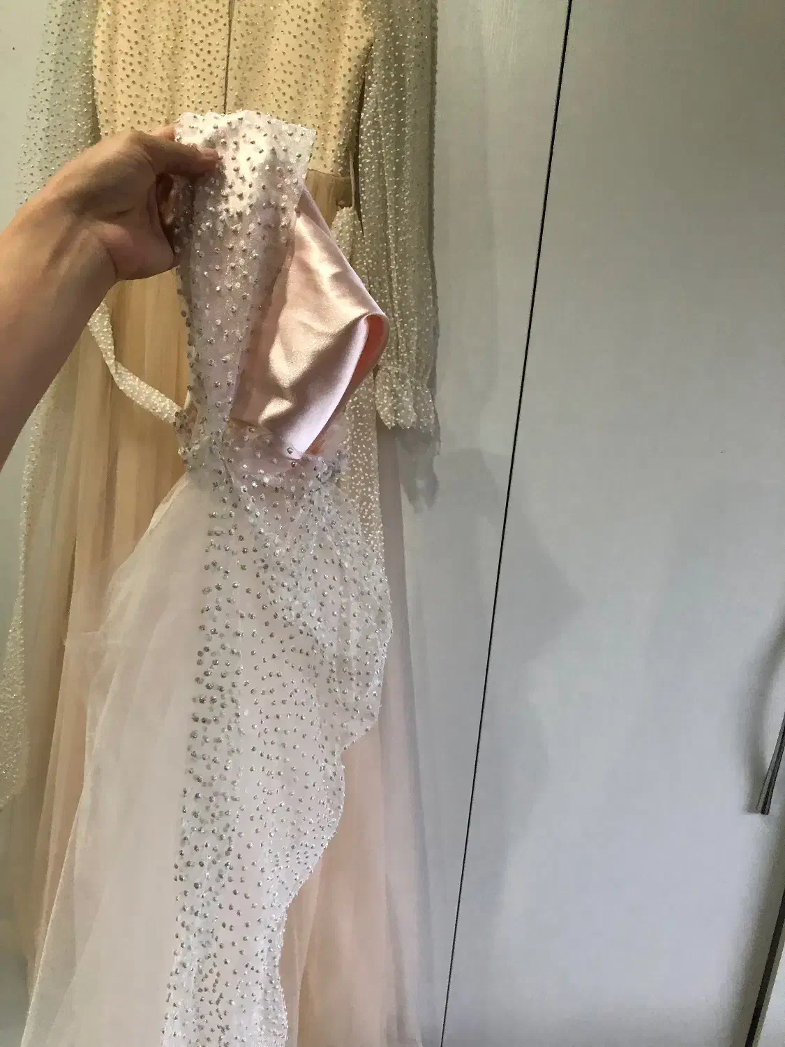 پیراهن مجلسی|لباس|رودهن, |دیوار