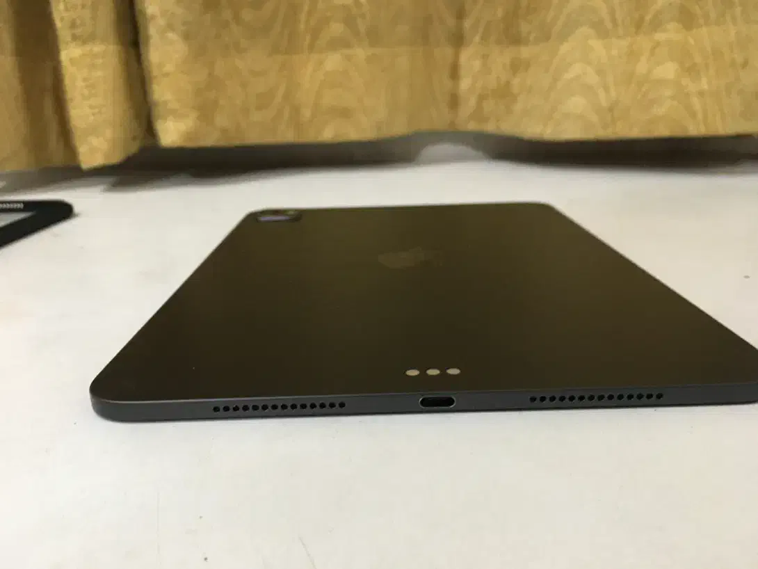 iPad Pro m4 11 inch|تبلت|شیراز, ارم|دیوار