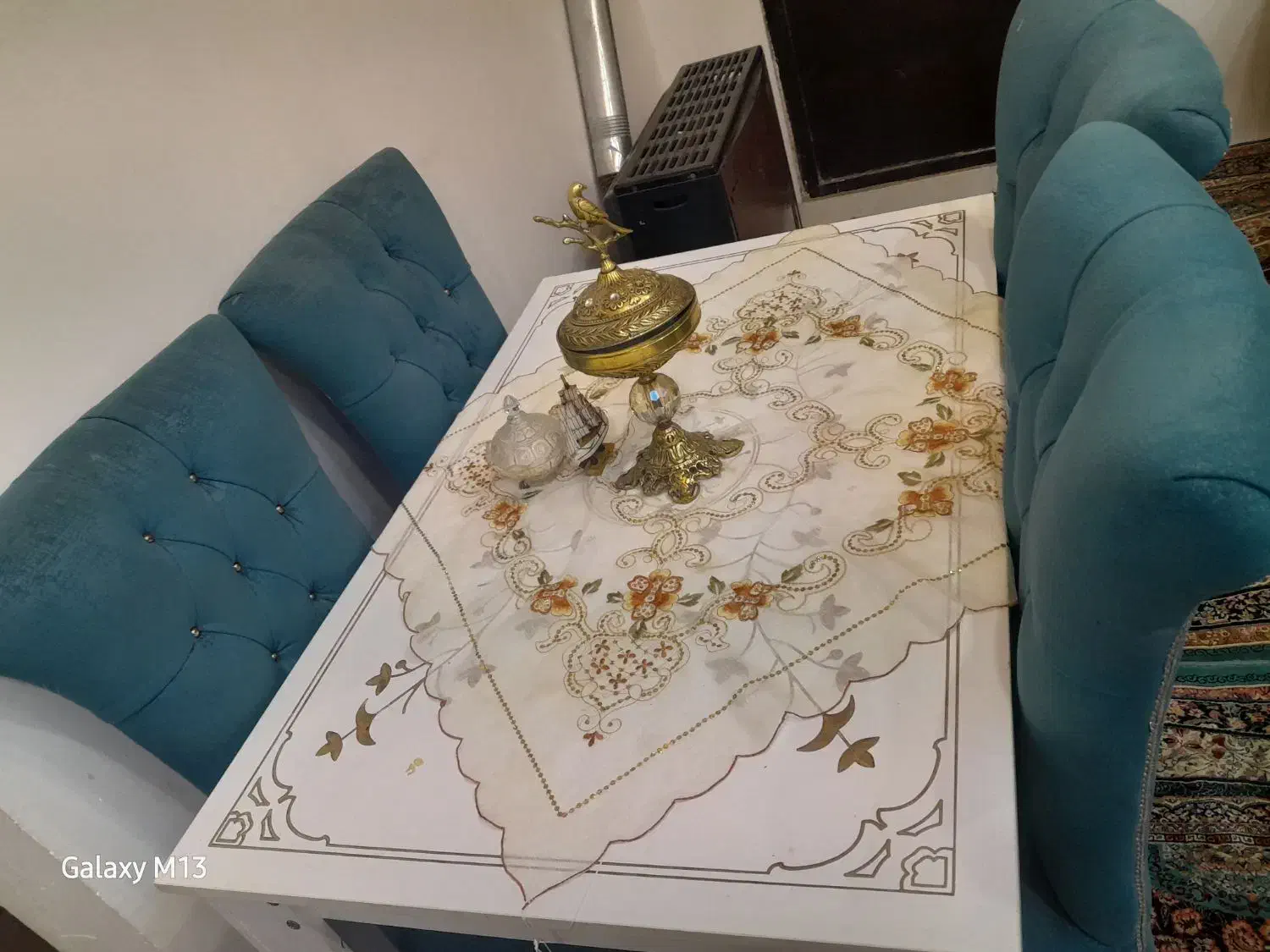 میز غزا خوری و مبلمان|مبلمان خانگی و میز عسلی|ملایر, |دیوار