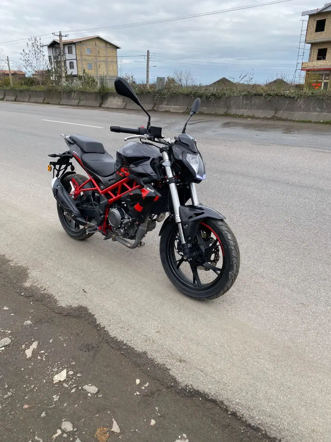 بنلی ۲۵۰ تک سیلندر کم کار|موتورسیکلت|آستارا, |دیوار