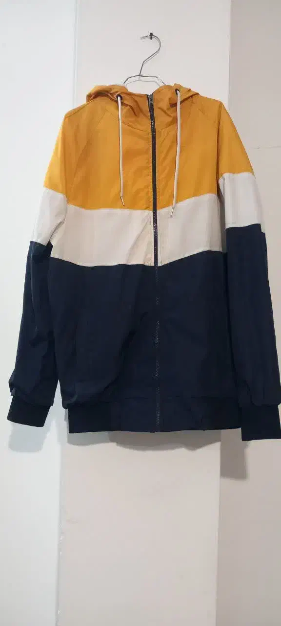 کاپشن پسرانه سایز L|لباس|کرج, حصارک بالا|دیوار