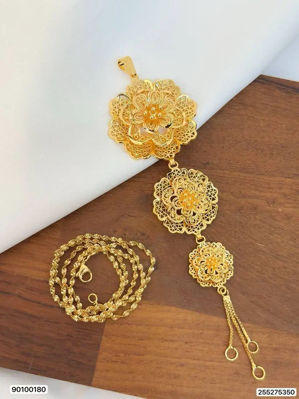 پلاک سه طبقه خلیجی با زنجیر|بدلیجات|شیراز, معالیآباد|دیوار