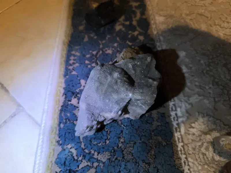 سنگ کلکسیونی|کلکسیون اشیاء عتیقه|فردیس, فردیس|دیوار