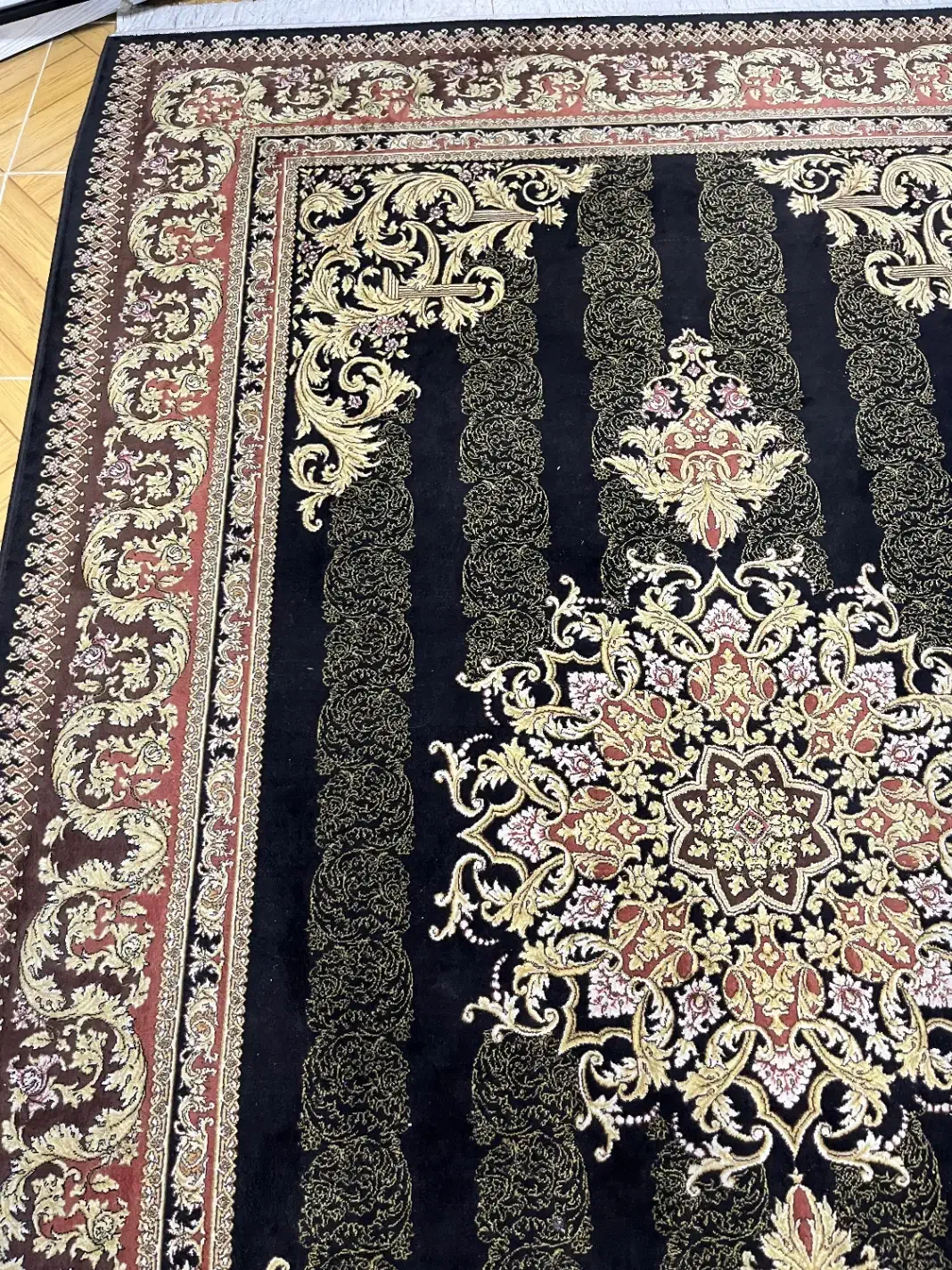 دو عدد فرش ۶ متری در در حد نو|فرش|لاهیجان, جمهوری|دیوار