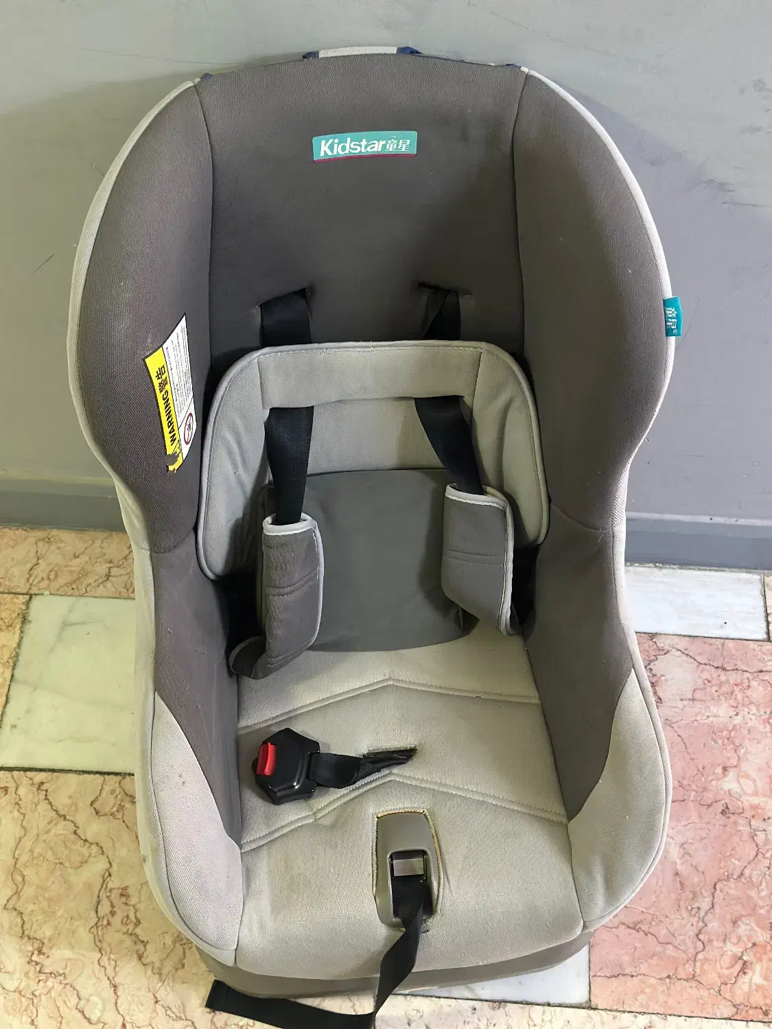 صندلی ماشین کودک|تخت و صندلی بچه|مشهد, دانشجو|دیوار