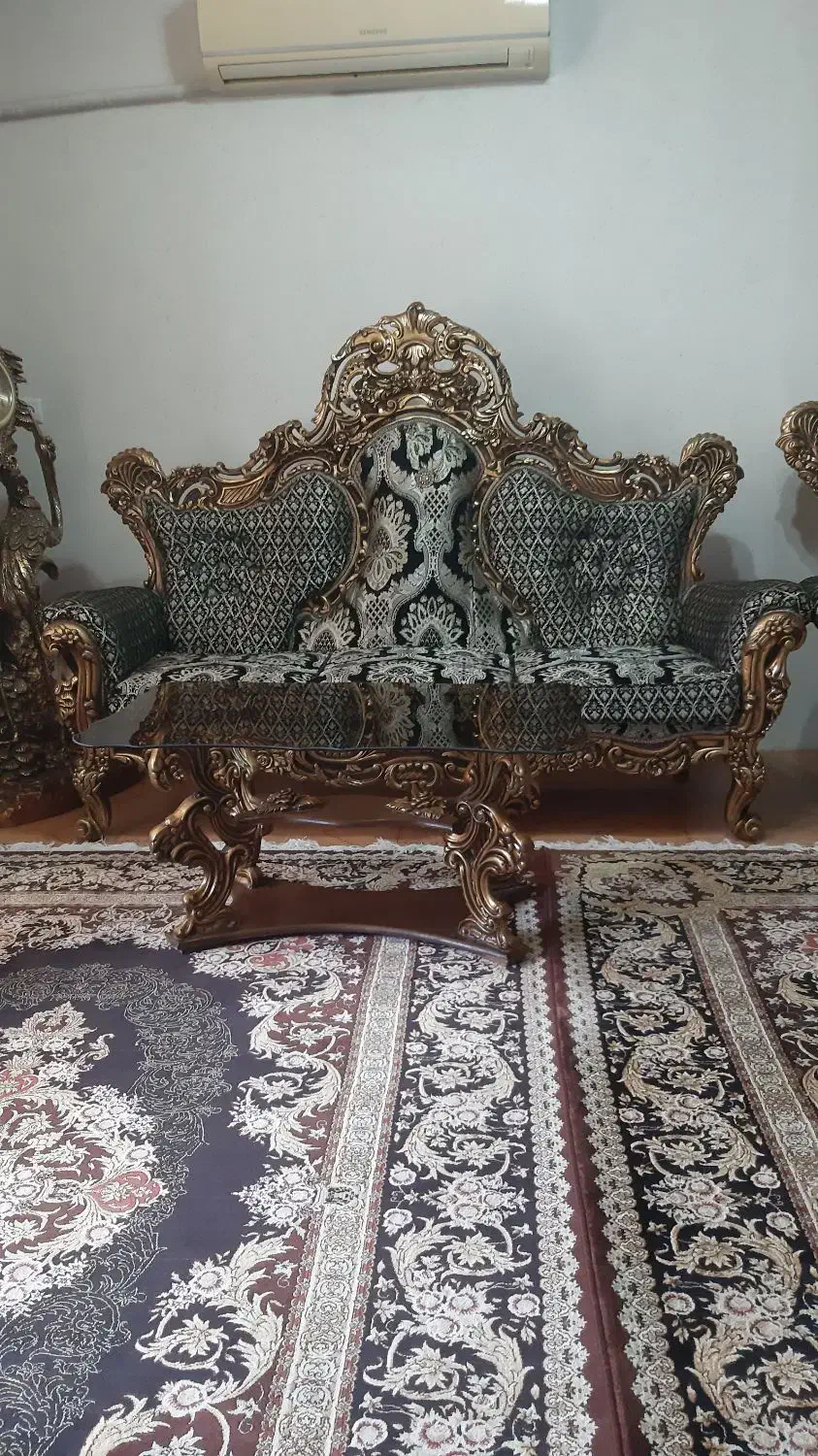 مبل سلطنتی کاملا سالم|مبلمان خانگی و میز عسلی|آستارا, |دیوار
