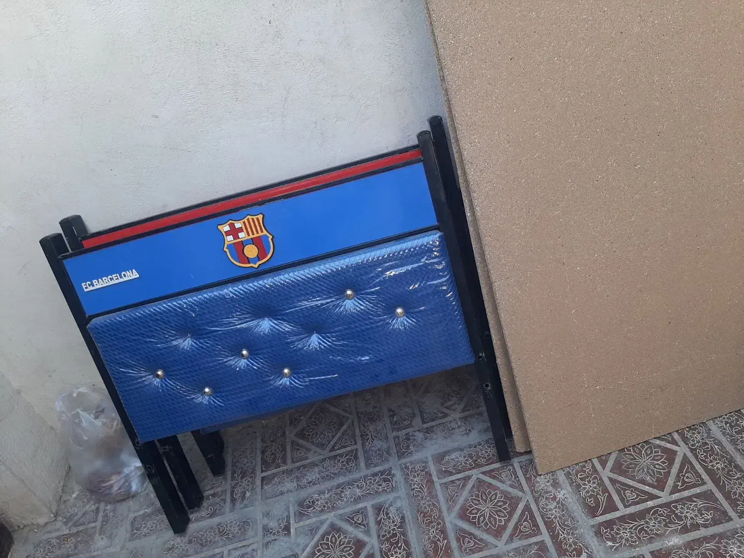 تخت فلزی|تخت و سرویس خواب|بیرجند, |دیوار