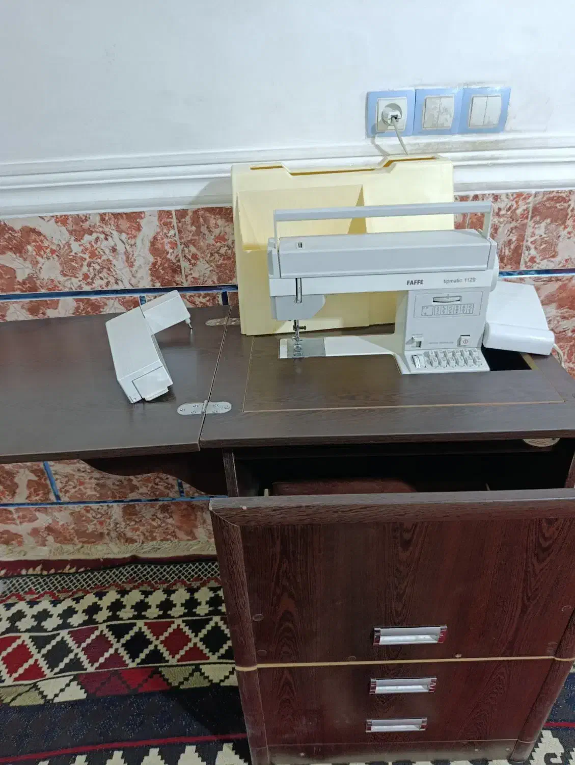 میز چرخ|لوازم خیاطی و بافتنی|یاسوج, |دیوار