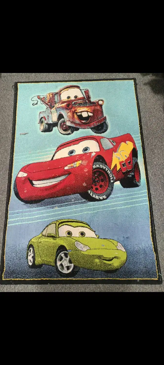 فرش بچگانه|فرش|اهواز, کوی باهنر|دیوار