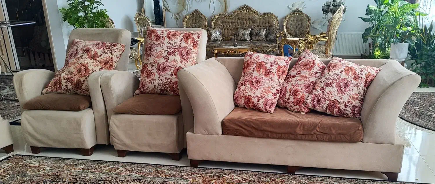 مبل ۸ نفره راحتی|مبلمان خانگی و میز عسلی|سبزوار, توحیدشهر|دیوار