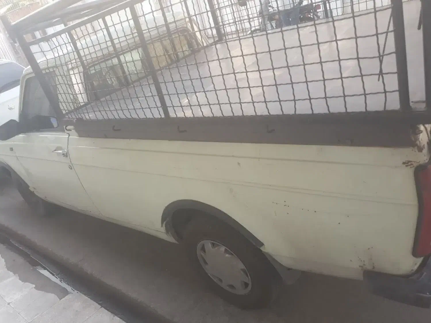 وانت پیکان|خودرو سواری و وانت|قم, باغ شریفی|دیوار