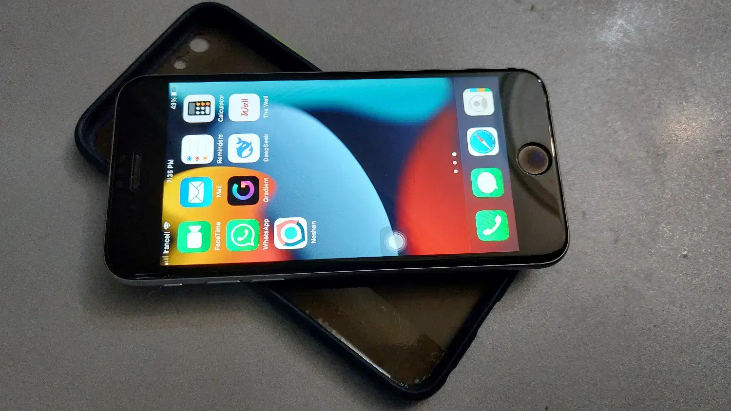 گوشی iPhone 6s نقره ای تمیز 64 گیگابایت حافظه|موبایل|تهران, صادقیه|دیوار