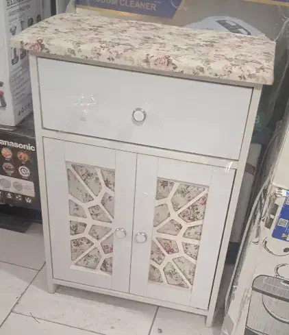 میز اتو و چرخ خیاطی|اتو و لوازم اتو|بیرجند, |دیوار