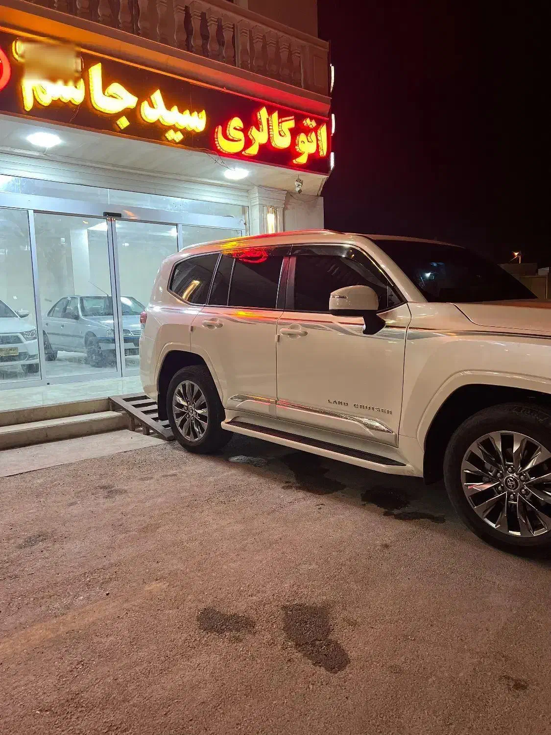 تویوتا لندکروز ۲۰۲۴|خودرو سواری و وانت|قشم, |دیوار