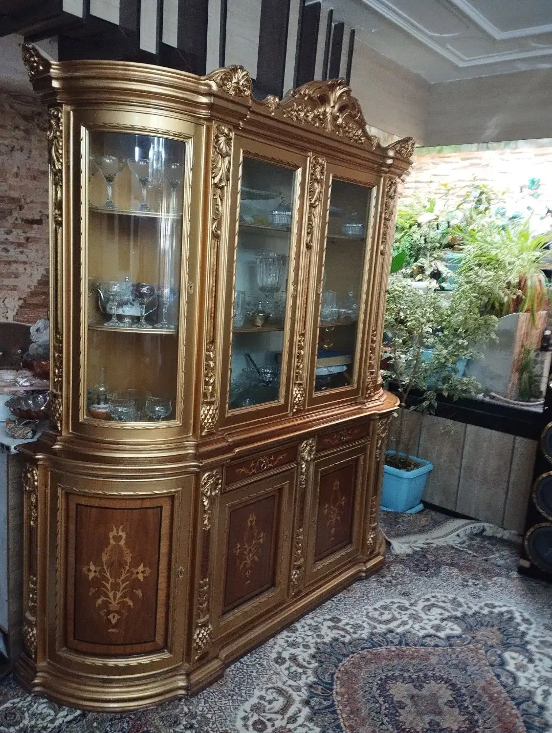 بوفه سلطنتی|بوفه، ویترین، کنسول|رزن, |دیوار